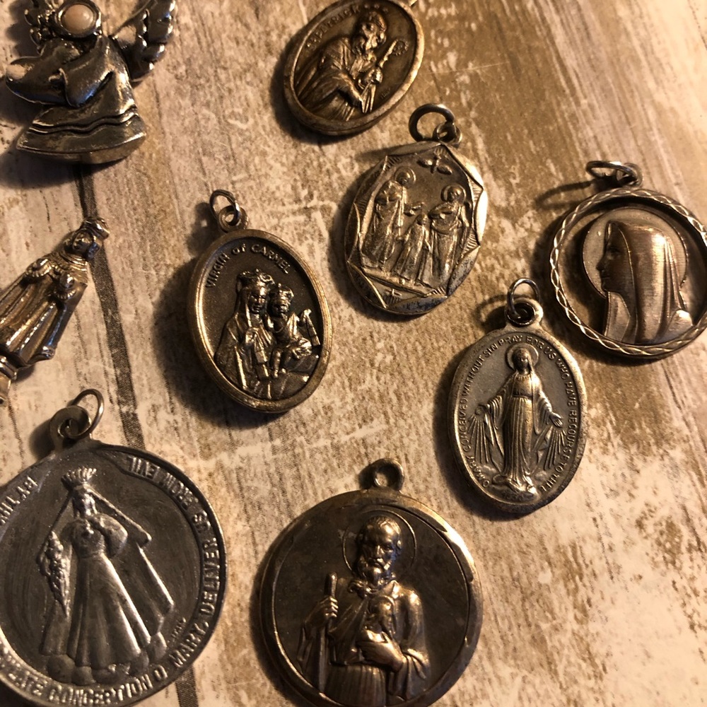 Religious charms - Picture 3 of 4
